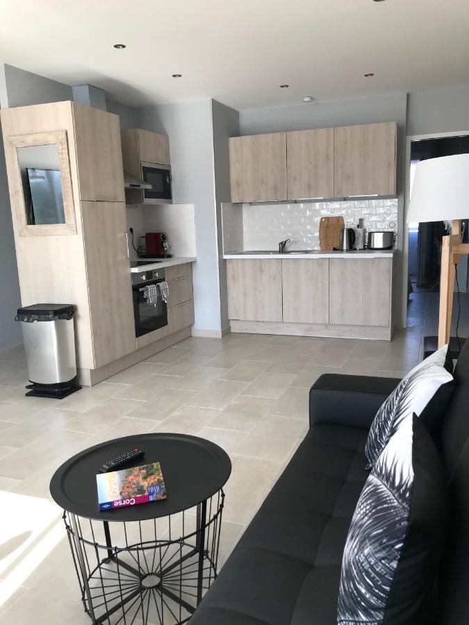 Appartement Plein Centre Saint Florent Face Au Port Buitenkant foto